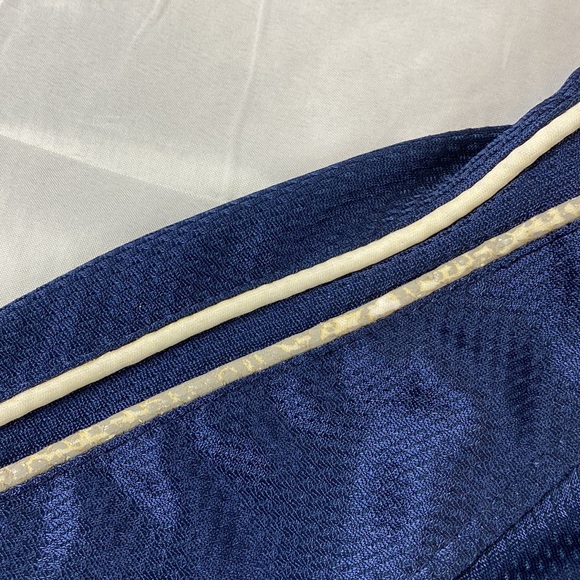 Vintage Pro Player Georgetown Navy Blue Mesh Button Athletic Jacket - Picture 11 of 16